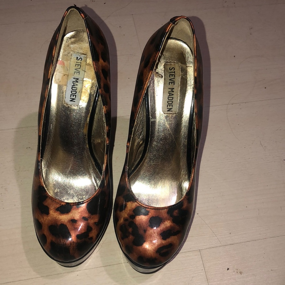 Steve Madden Leather Leopard Platform Wedges